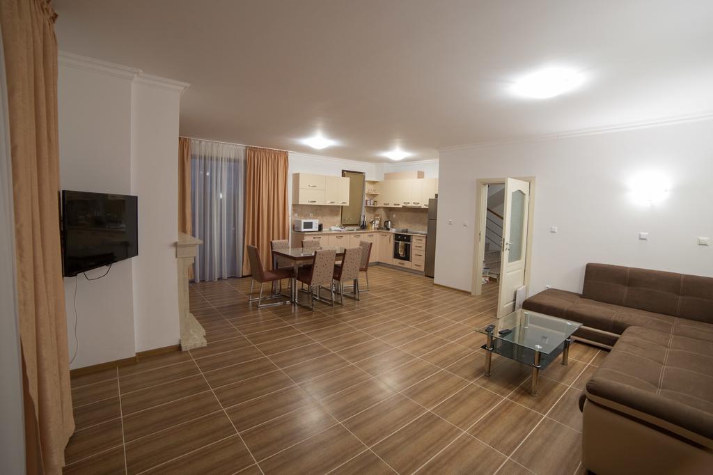 Villas In Complex Trakiyskiy Bryag Lozenec Exteriér fotografie